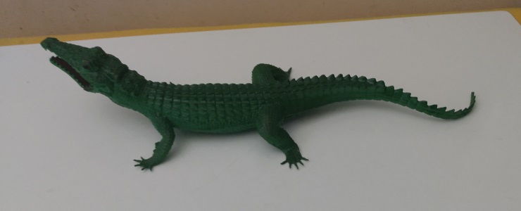 BIG RUBBER ALLIGATOR