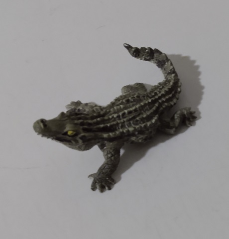 CAIMEN FIGURE BY SAFARI