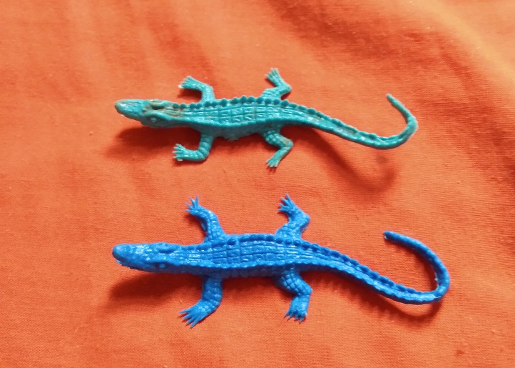 RUBBER ALLIGATORS HAVING FUN-