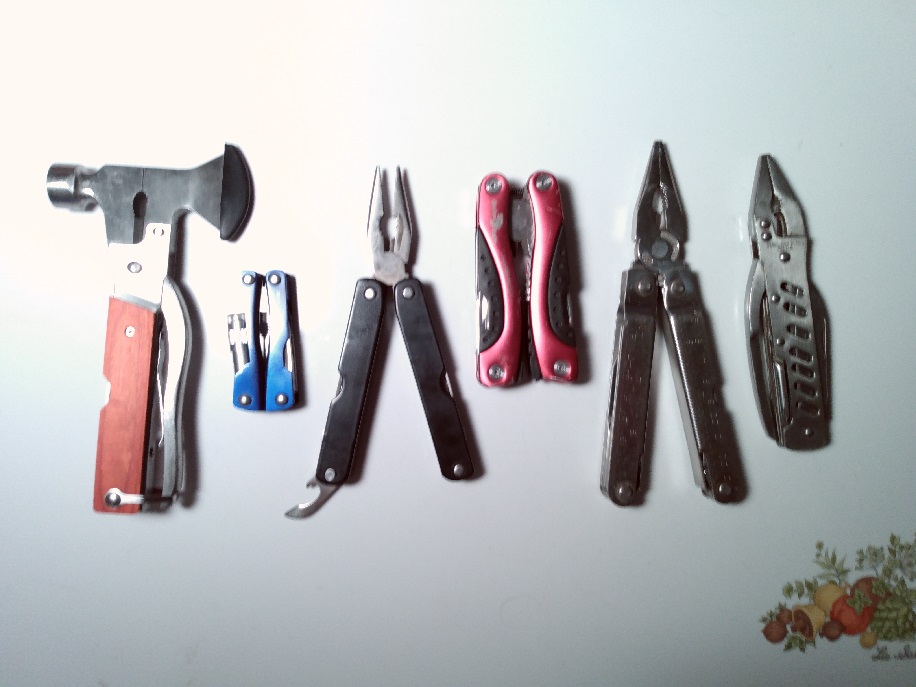 KNIFE - MULTI TOOLS