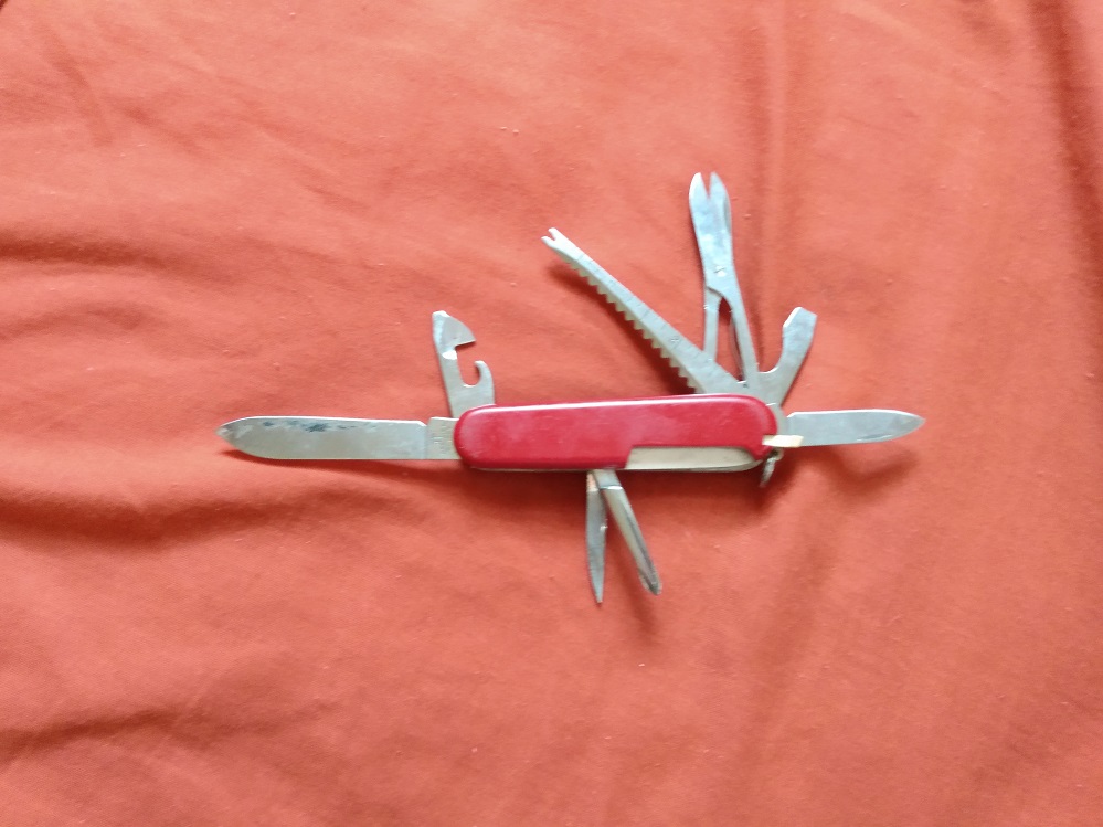 MY FIRST KNIFE - OPENED