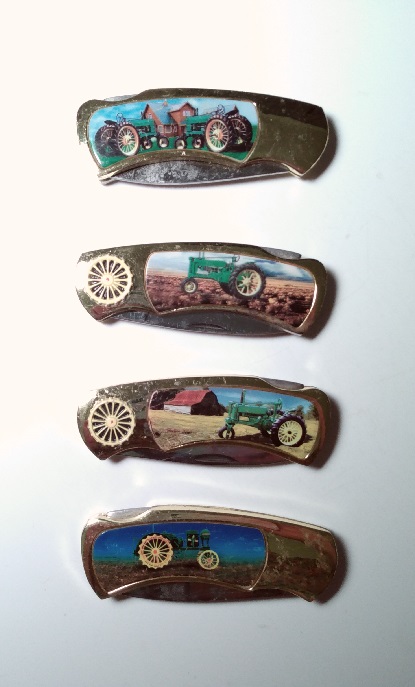 TRACTOR NOVELTY KNIVES
