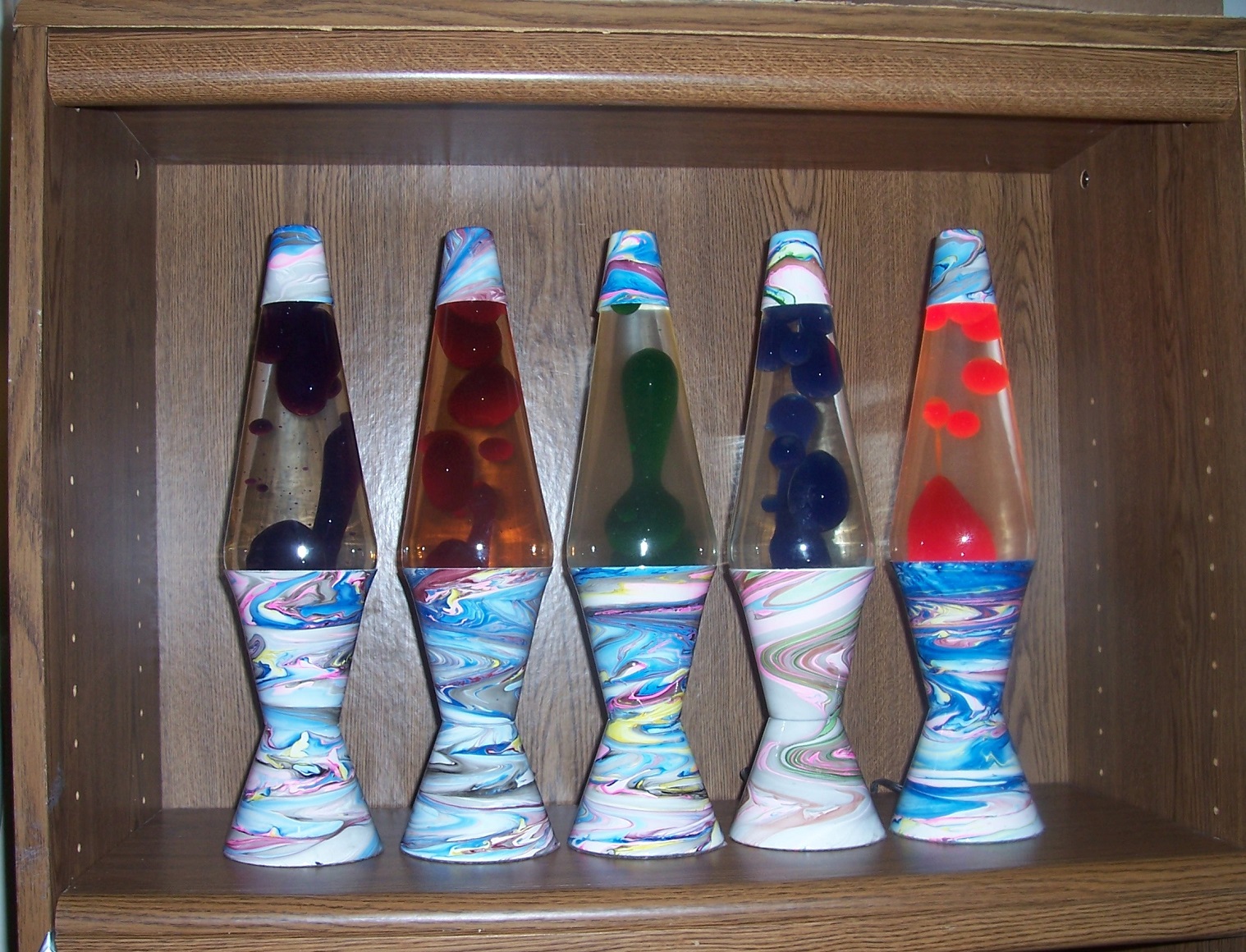 MULTI COLOR SWIRL LAVA LAMP