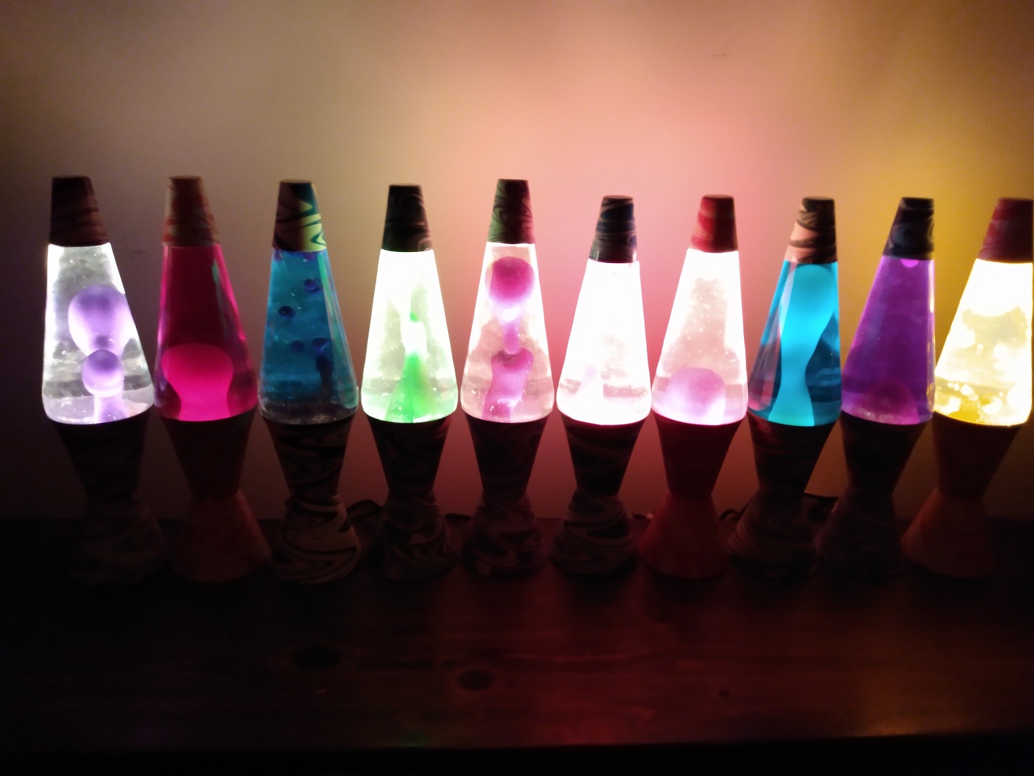 TEN PSYCHEDELIC SWIRL LAVA LAMPS