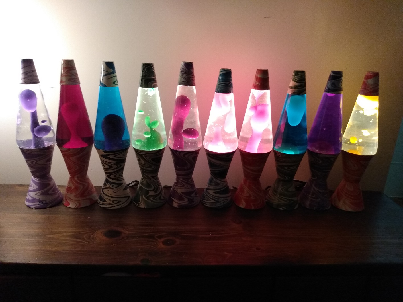 TEN PSYCHEDELIC SWIRL LAVA LAMPS