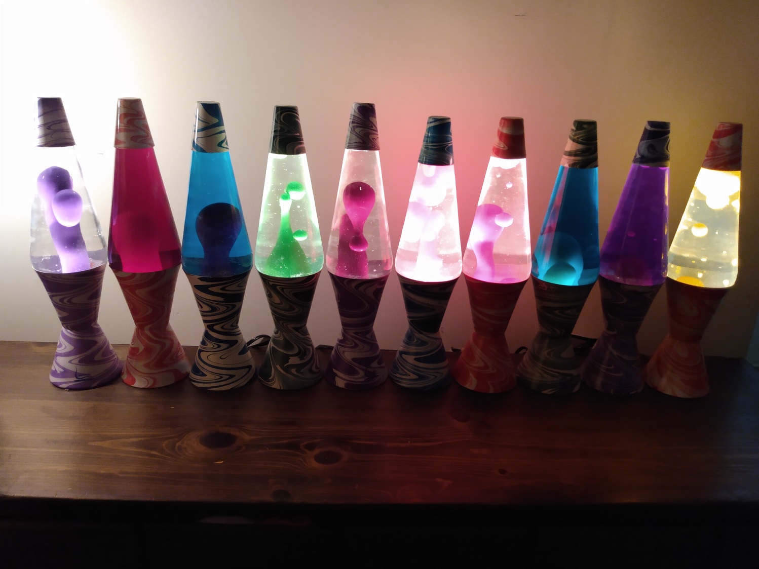 TEN PSYCHEDELIC SWIRL LAVA LAMPS