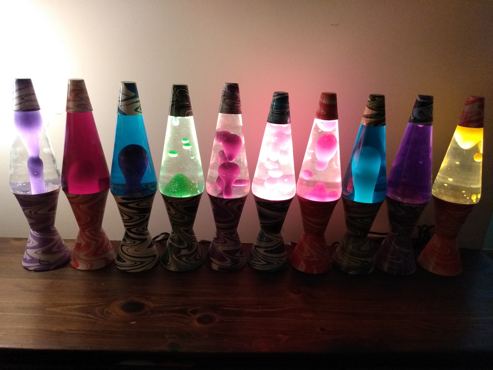 TEN PSYCHEDELIC SWIRL LAVA LAMPS