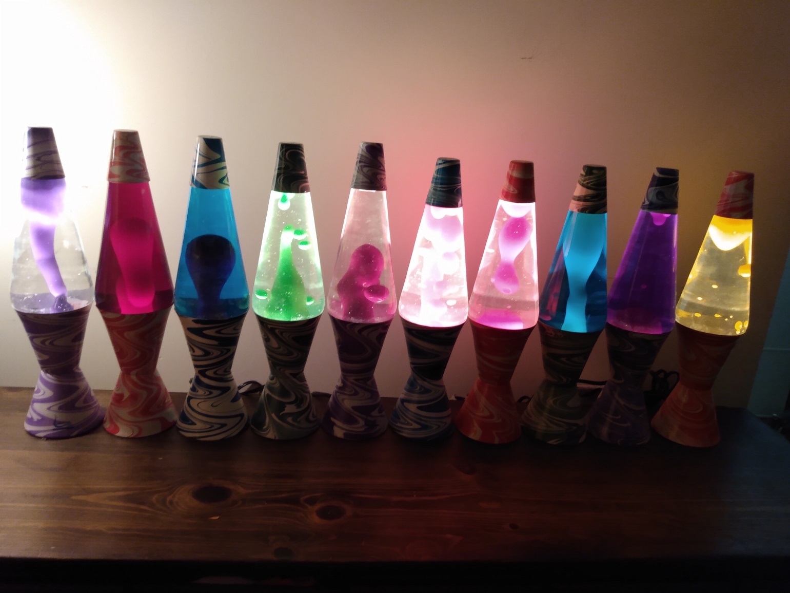 TEN PSYCHEDELIC SWIRL LAVA LAMPS