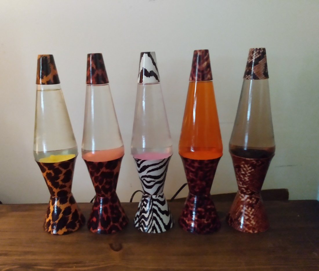 FIVE ORIGINAL SAFARI LAVA LAMPS