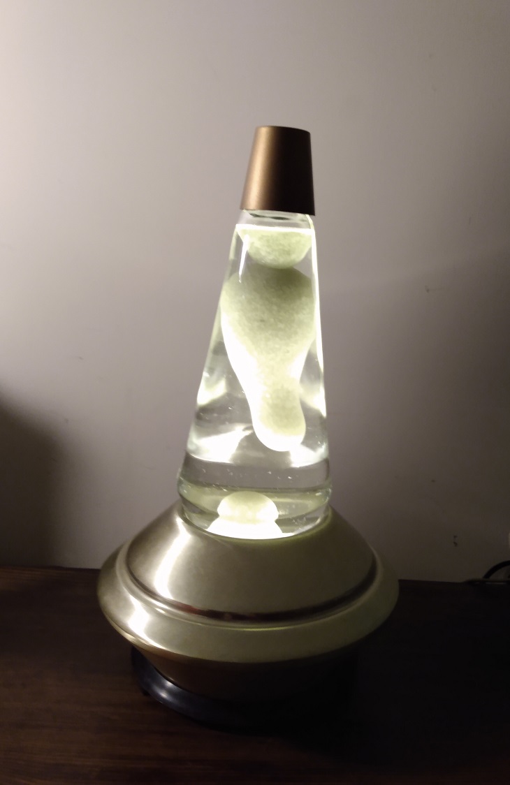 SATURNA LAVA LAMP