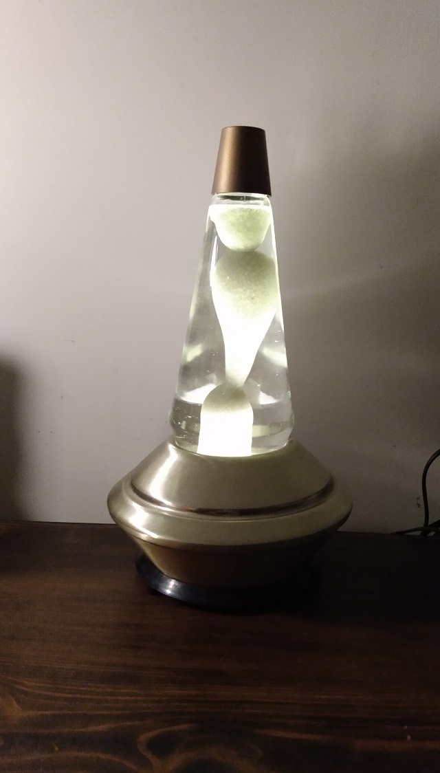 SATURNA LAVA LAMP