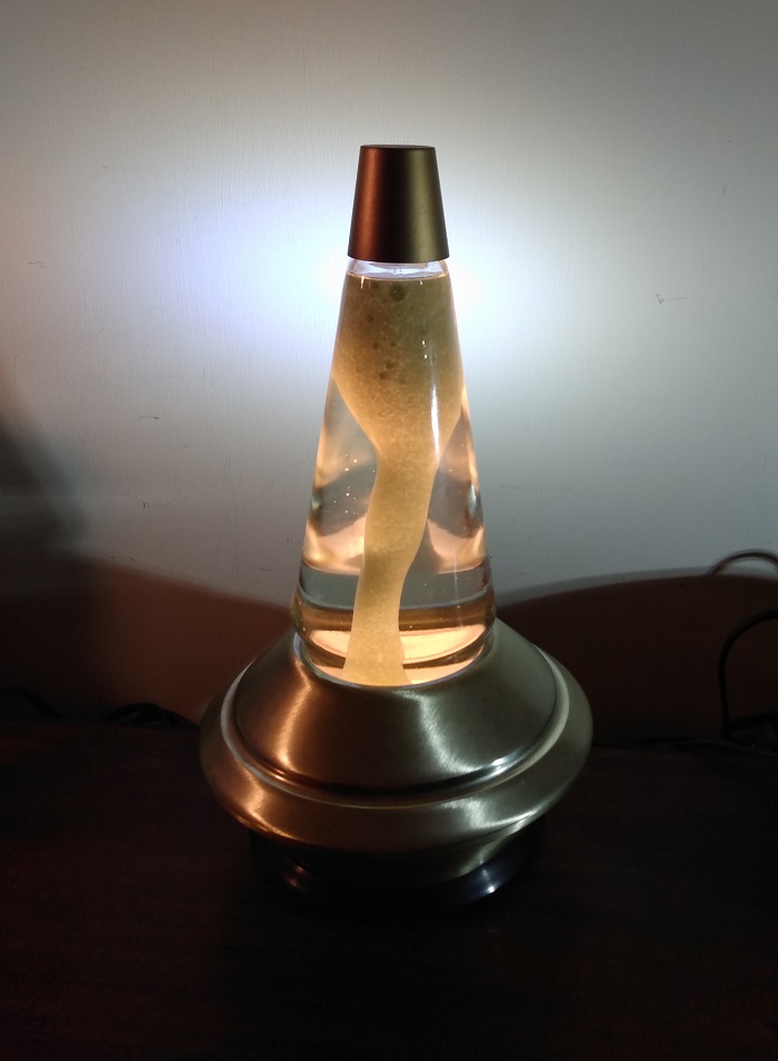 SATURNA LAVA LAMP