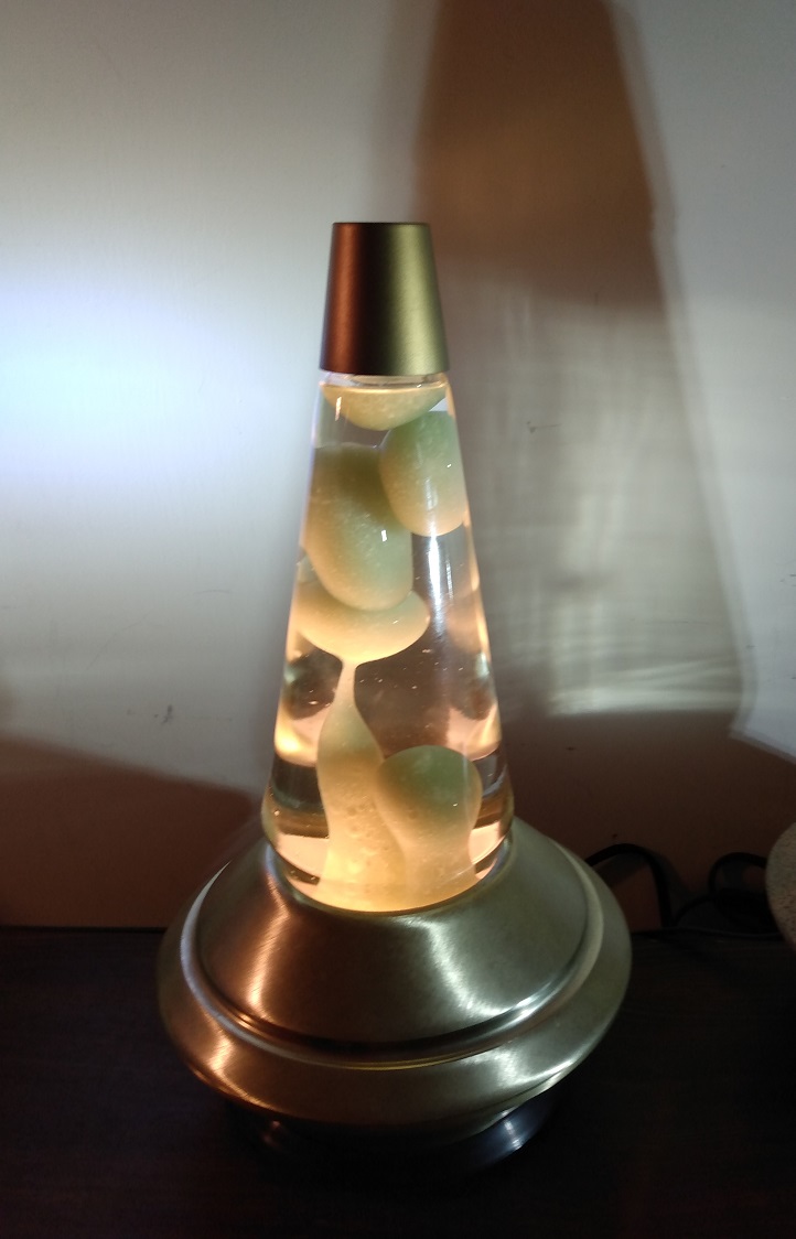 SATURNA LAVA LAMP