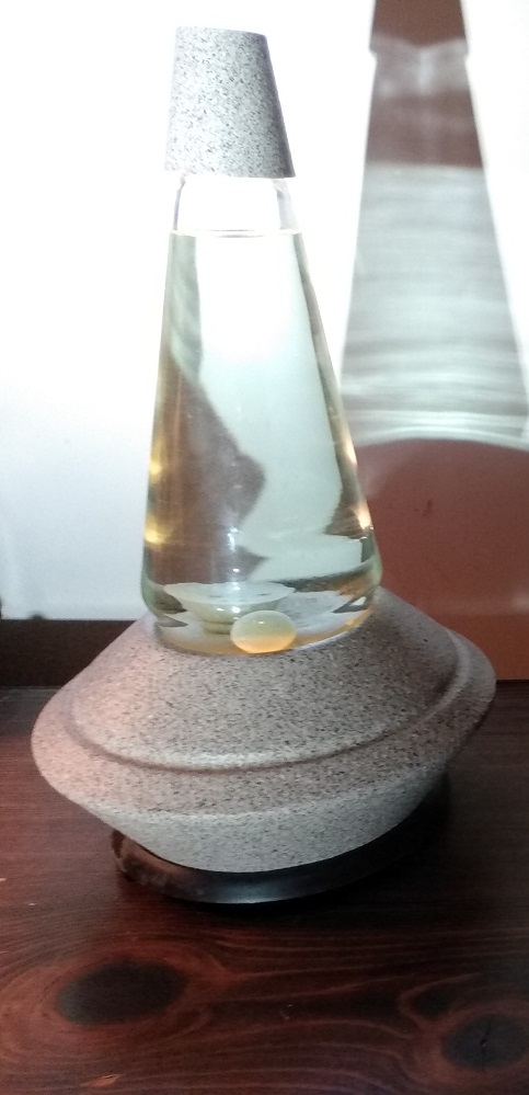 SATURNA LAVA LAMP