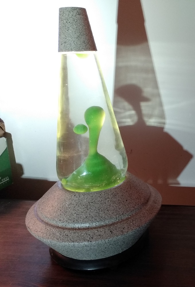 SATURNA LAVA LAMP