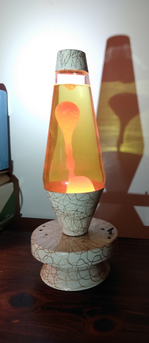 MUSIC BOX LAVA LAMP
