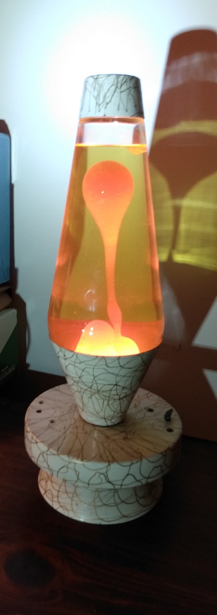 MUSIC BOX LAVA LAMP