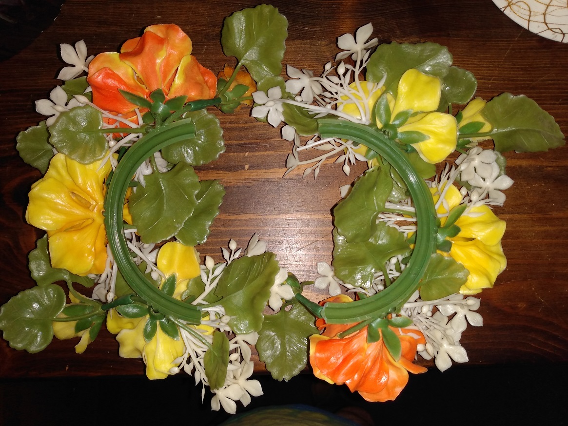 BROKEN FLOWER RING TO MUSIC BOX LAVA LAMP