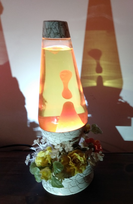 MUSIC BOX LAVA LAMP