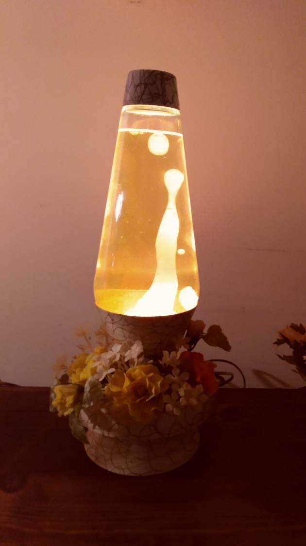 MUSIC BOX LAVA LAMP