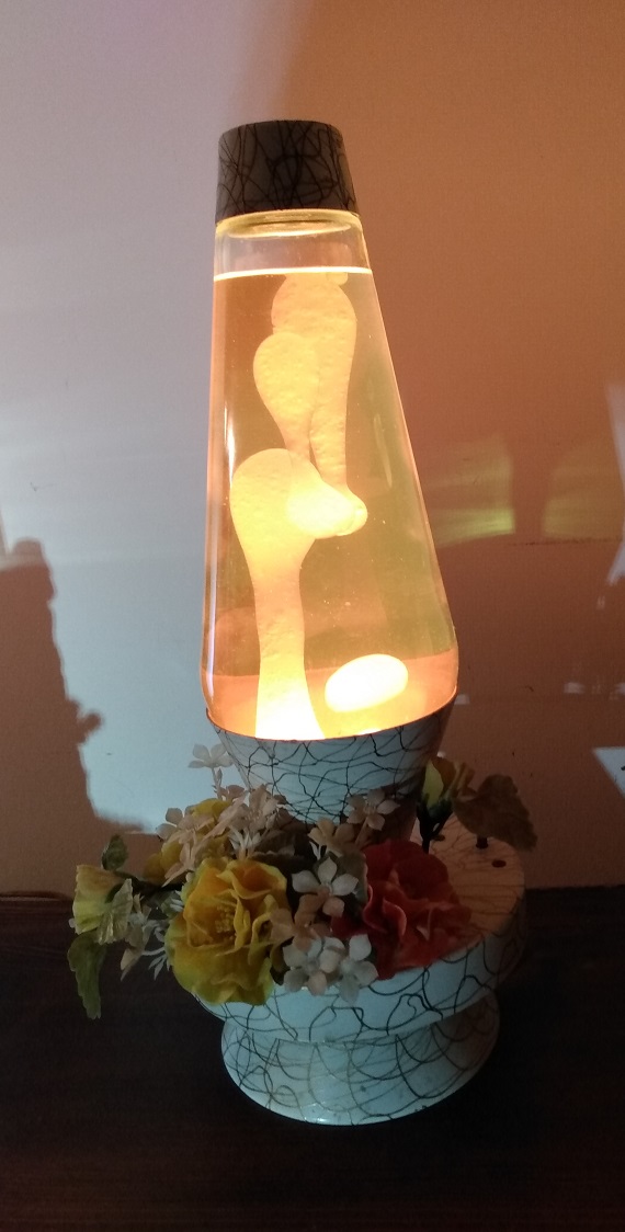 MUSIC BOX LAVA LAMP