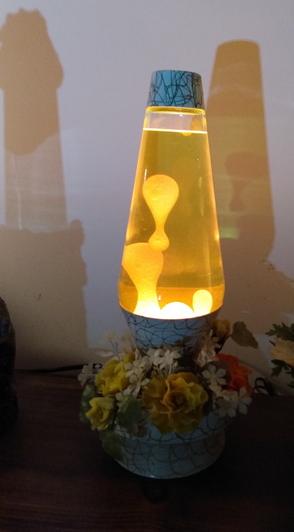 MUSIC BOX LAVA LAMP