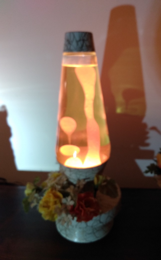 MUSIC BOX LAVA LAMP