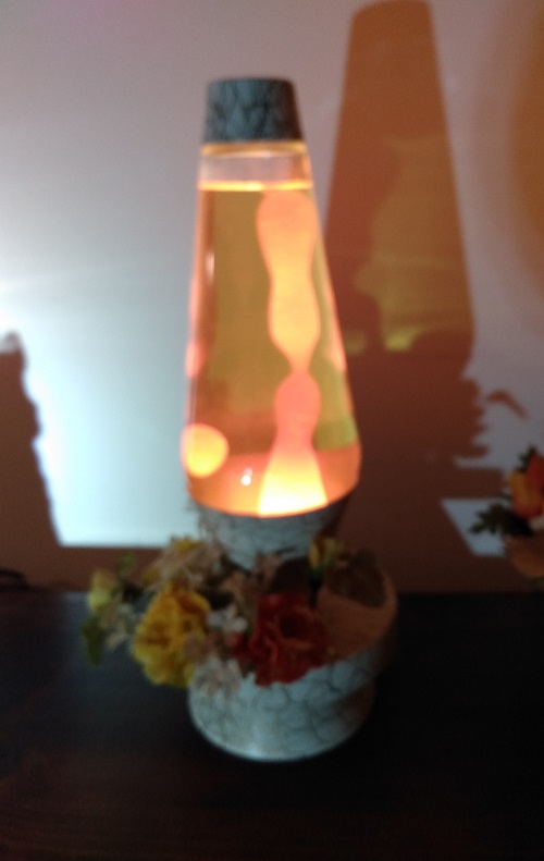 MUSIC BOX LAVA LAMP