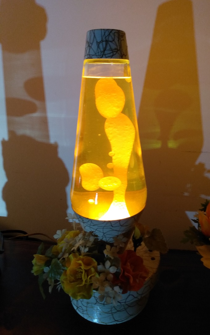 MUSIC BOX LAVA LAMP