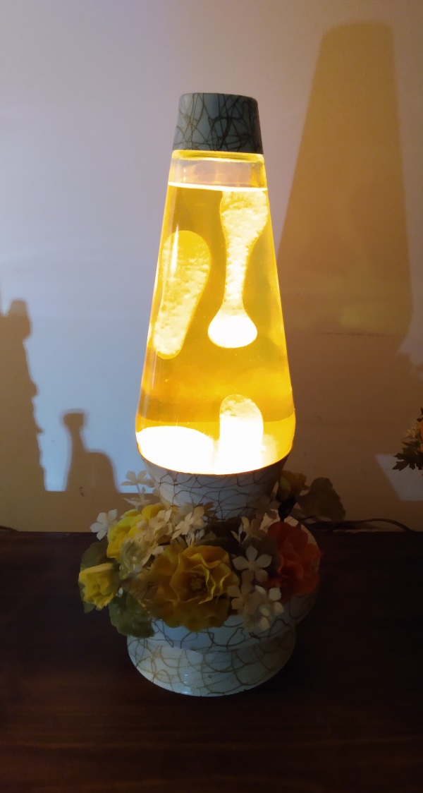 MUSIC BOX LAVA LAMP