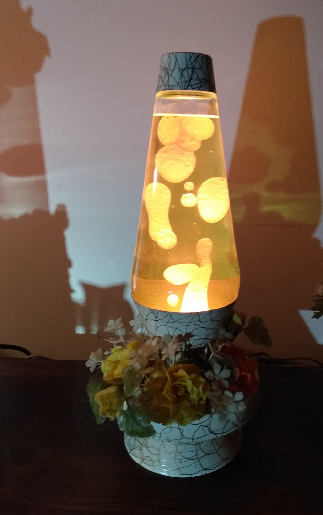 MUSIC BOX LAVA LAMP