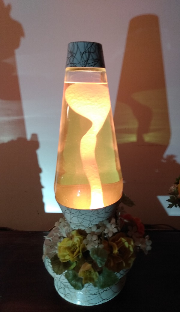 MUSIC BOX LAVA LAMP