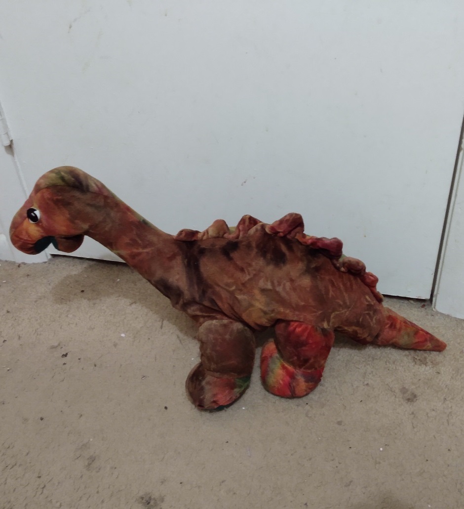 TIE THE TIE DYE BRONTOSAURUS