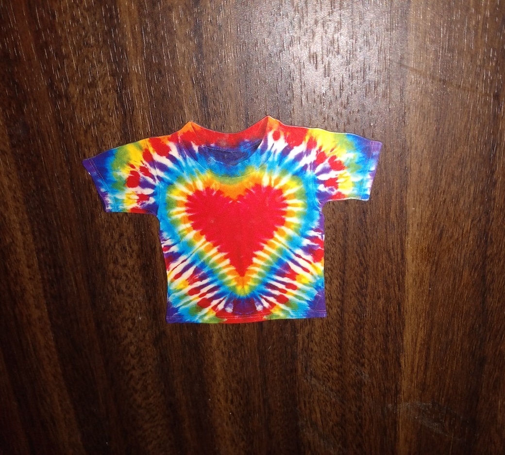 TIE DYE SHIRT REFRIGERATOR MAGNET