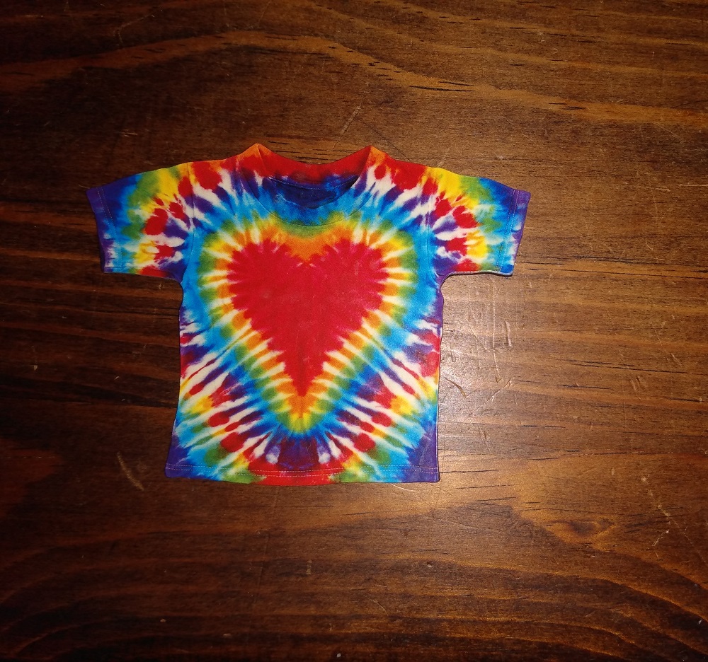 TIE DYE SHIRT REFRIGERATOR MAGNET